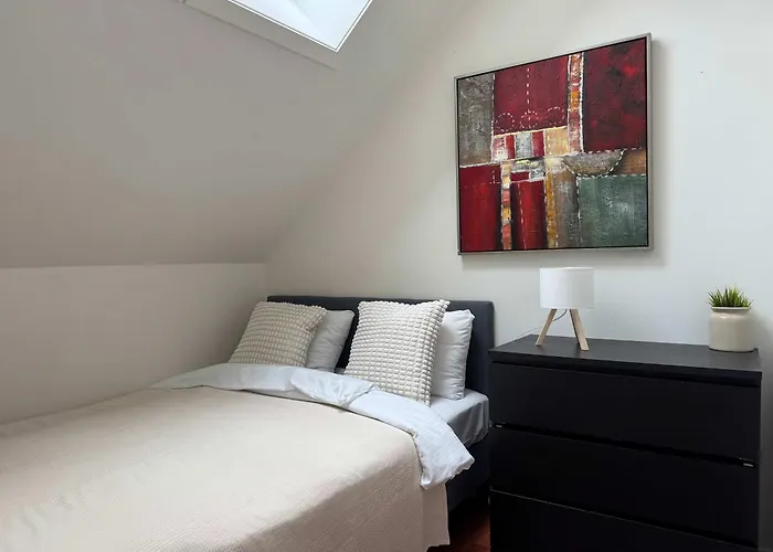 Heimby Homes - Four Bedroom Family Penthouse Lägenhet *